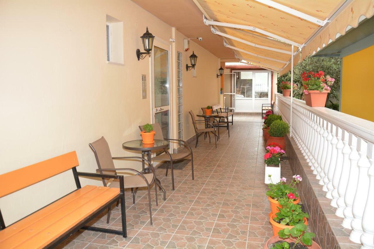Olympiakí Aktí Villa Tasos מראה חיצוני תמונה